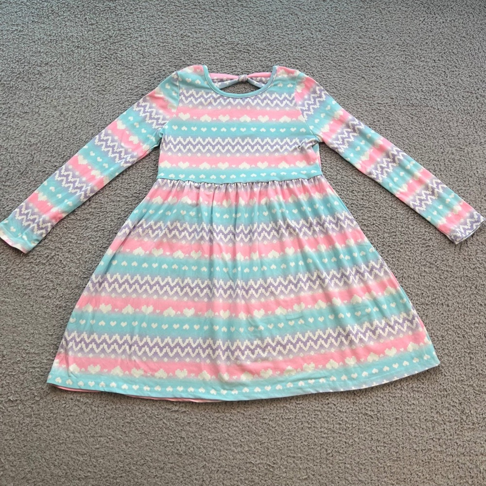 Freestyle Girls Size 6 Pastel Heart Chevron Long Sleeve Keyhole Back Dress
